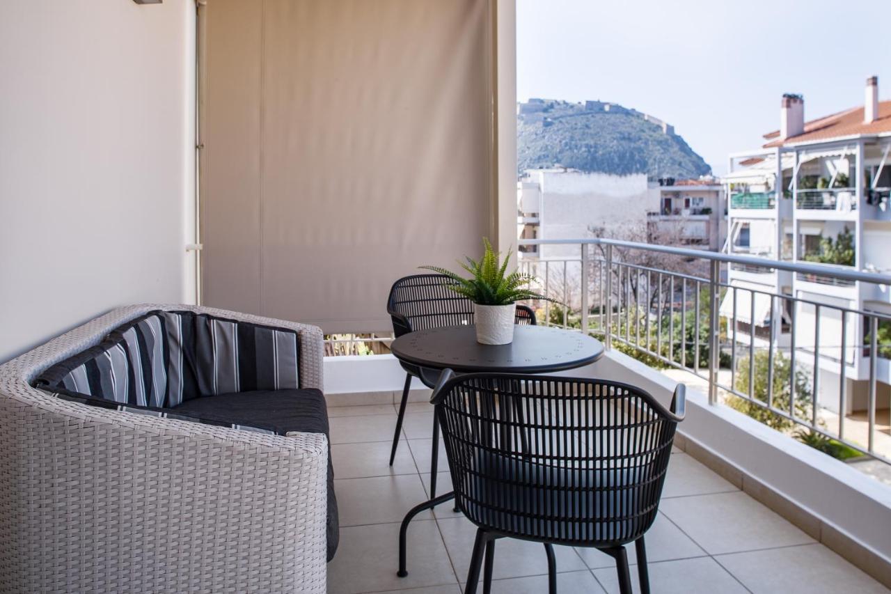 Living In Nafplio Urban Chic Apartments Extérieur photo