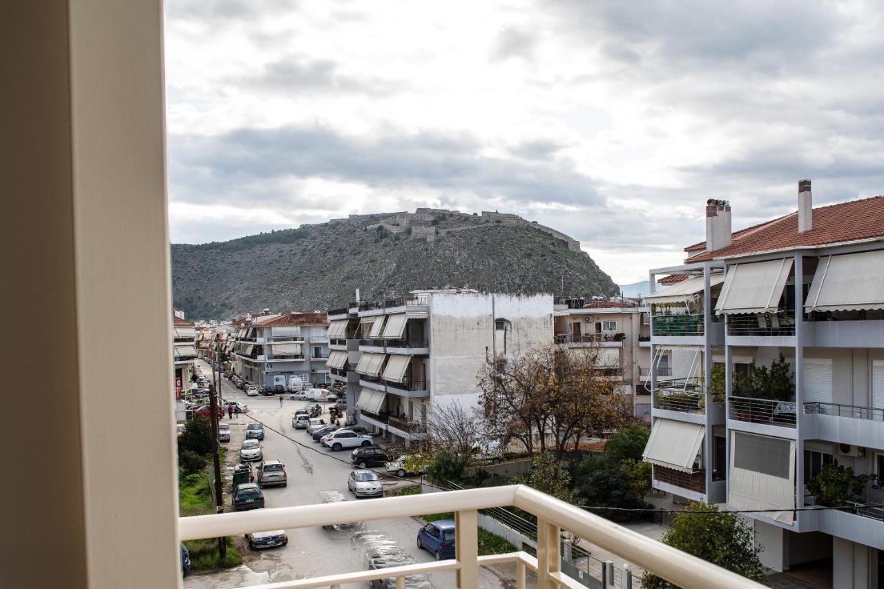 Living In Nafplio Urban Chic Apartments Extérieur photo